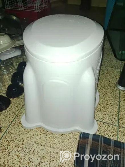 আর এফ এল হাই কমোড