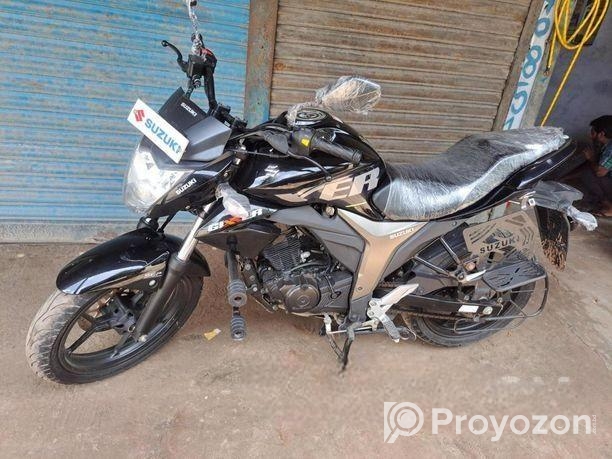 Suzuki Gixxer Black 2025