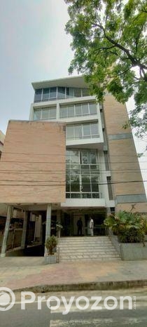 রাজশাহীতে ১৮৫০০ বর্গফুটের-৪.৫ কাঠা জমিসহ ৬ তলা বাণিজ্যিক ভবন বিক্