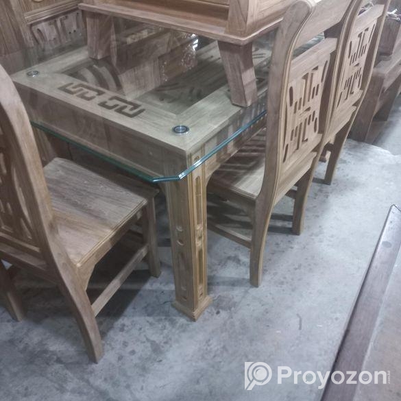 চিটাগং সেগুন কাঠের ছয় চেয়ারের ডাইনিং টেবিল হাতে বার্নিস হবে