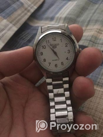 Analogue Watch for sale
