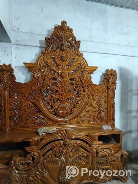 খাট বিক্রি হবে / সাথে বেড রুম সেট কমবো