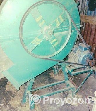 খর ও ঘাস কাটা ৪ ব্লেড এর মেশিন বিক্রয়।