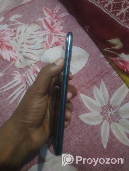 Samsung Galaxy A51 . (Used)