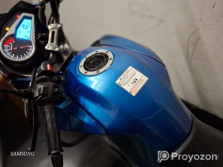 Hero Hunk 150R . 2021