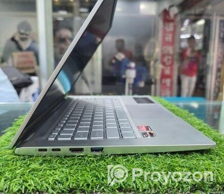ACER SWIFT GO 14 RYZEN 5 7000 8/512GB WITH RADEON GRAPHICS