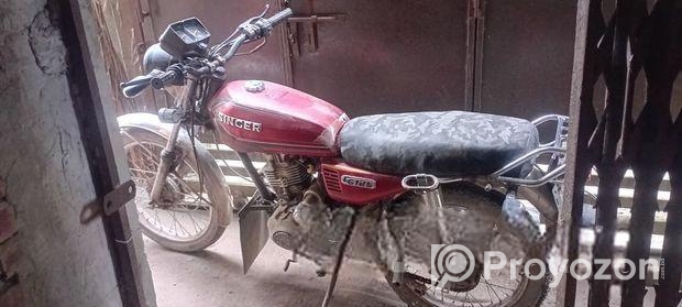 Singer CG-125 2006