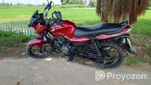 Bajaj Discover 100 . 2016