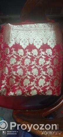 একটি শাড়ি বিক্রি করবো