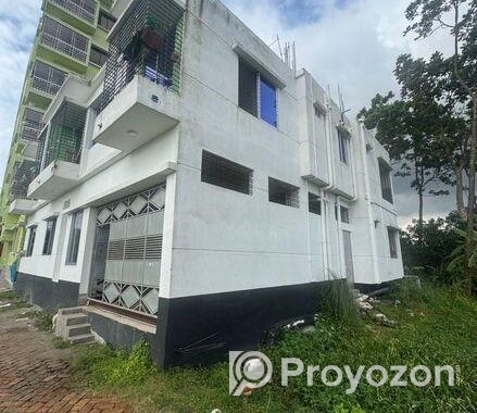 জমি সহ বাড়ী বিক্রয়।