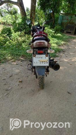 Bajaj Discover 100 . 2016