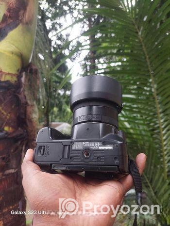 Camera,, canon 200D with 50mm STM prime lens 1.8… @