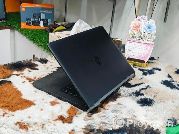 Dell Core i5-6th Gen 8GB RAM SSD 256GB fresh con 3