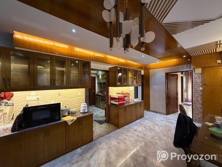 Luxurious Full Furnished Apartment Rent at 4th