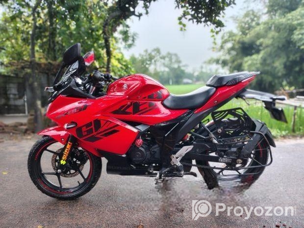 Suzuki Gixxer SF , 2024