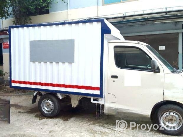 Toyota Liteace Cover Van 2013