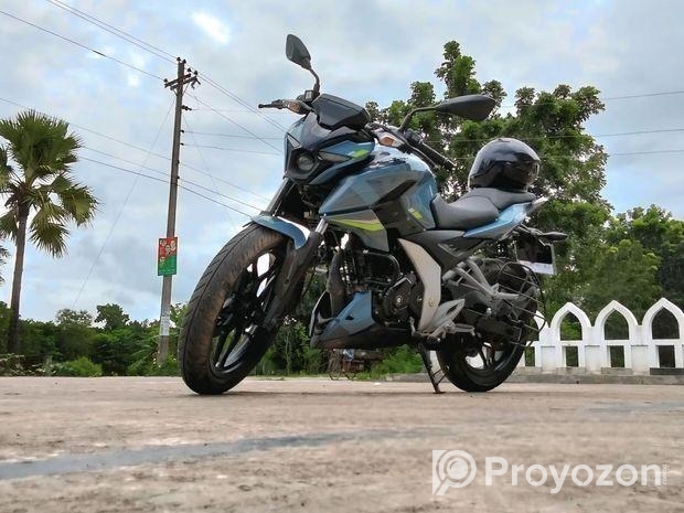 Bajaj Pulsar N 160 , 2025