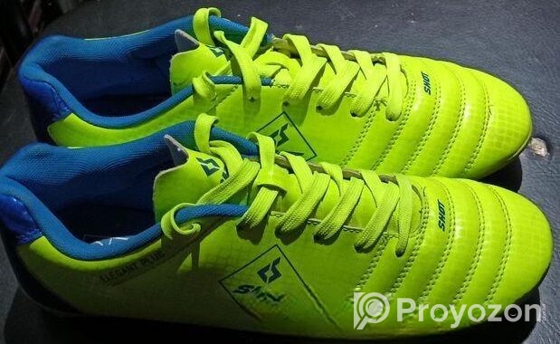 Shot Spike Boots (football) Fresh As New
