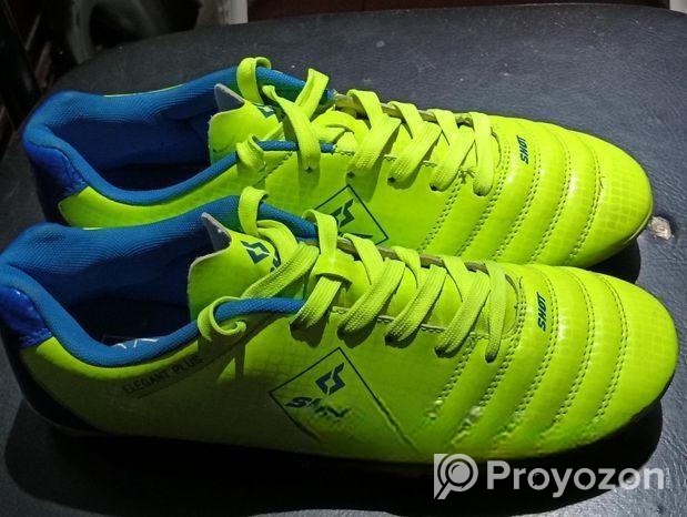 Shot Spike Boots (football) Fresh As New