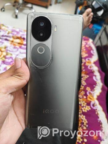 iQOO Iq z9s (8/256) (Used)