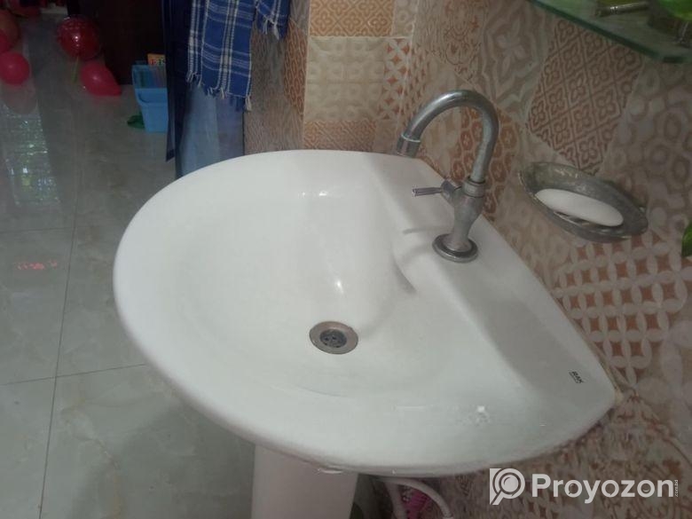 সিরামিক ওয়াশ বেসিন বিক্রয় হবে – সাশ্রয়ী ও বাজেট