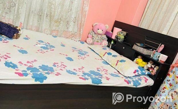 Otobi 5/7 feet box bed