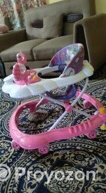Walker Bikre Hobe.