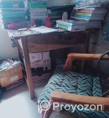 চেয়ার ও টেবিল