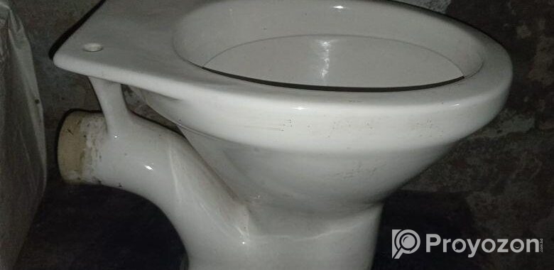 পুরানো কমোড বিক্রি হবে