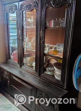 Showcase – Excellent Condition