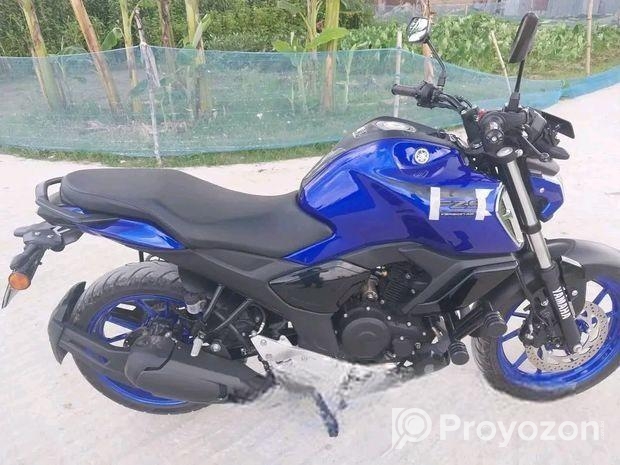 Yamaha Fzs V4 . 2025