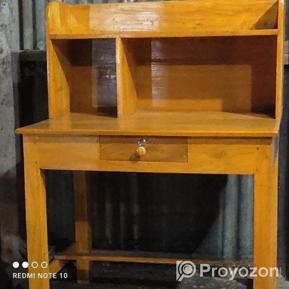 বাচ্চাদের কাঁঠাল কাঠের পড়ার টেবিল নতুন