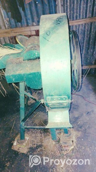 খর ও ঘাস কাটা ৪ ব্লেড এর মেশিন বিক্রয়।