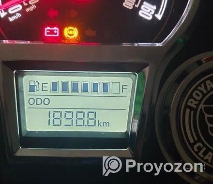 Royal Enfield Classic 350 . 2025