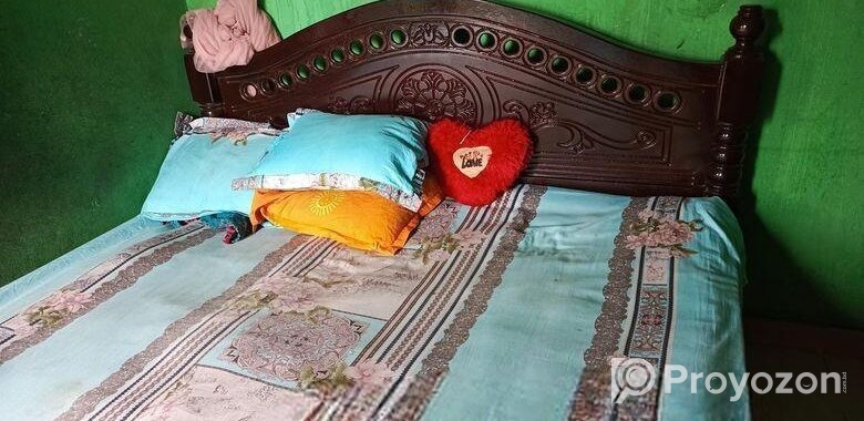 একটি খাট বিক্রি করা হবে।