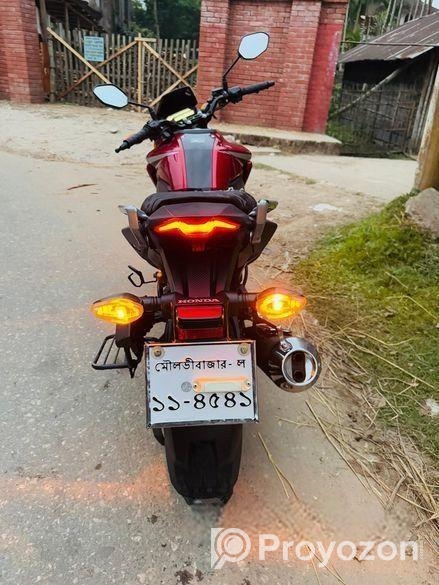 Honda X Blade ` 2023