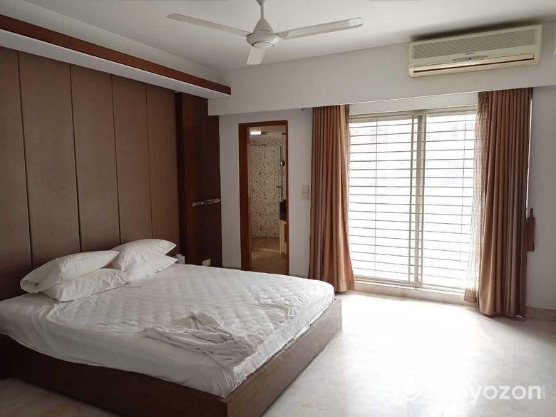 Excellent Fully Furnished Flat Rent In @ GULSHAN