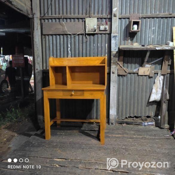 বাচ্চাদের কাঁঠাল কাঠের পড়ার টেবিল নতুন