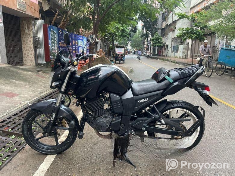 Yamaha FZS fresh 2015