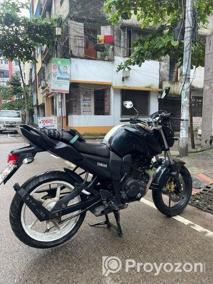 Yamaha FZS fresh 2015