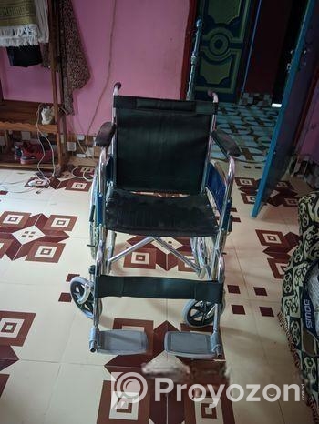 হুইল চেয়ার