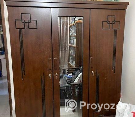 Almari For Sell