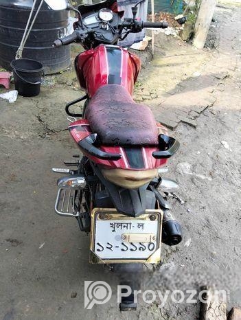 TVS Apache RTR 160 . 2022