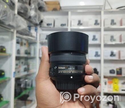 nikon 50mm 1.8g prime lens