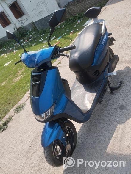 Walton টাকিওন 2024