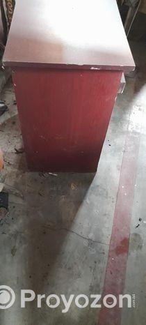 কম্পিউটার টেবিল /টিভি