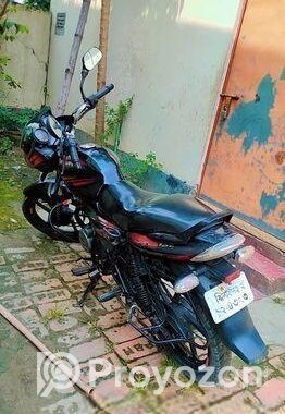 Bajaj Discover 125 . 2015