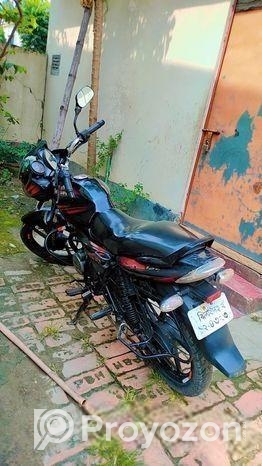 Bajaj Discover 125 . 2015