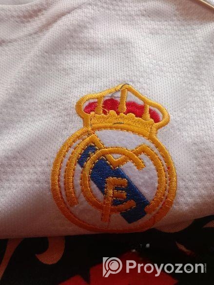 রিয়েল মাদ্রিদ জার্সি