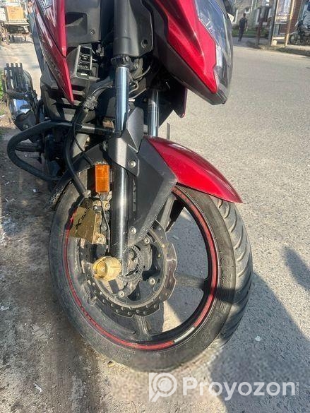 Honda X Blade . 2024